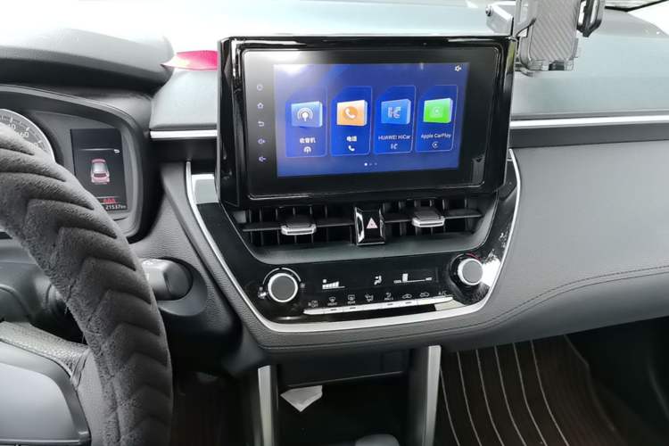 Used Toyota FRONTLANDER 2022 2.0L CVT Elite Edition Audio And AC Panel