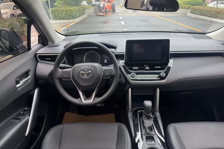 Used Toyota FRONTLANDER 2022 2.0L CVT Luxury Edition Audio And AC Panel