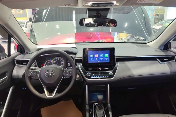 Used Toyota FRONTLANDER 2022 2.0L CVT Luxury Edition Center Console
