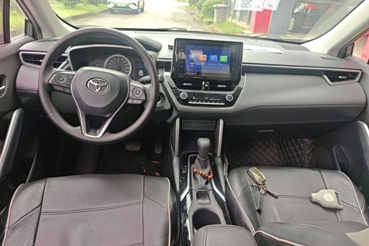 Used Toyota FRONTLANDER 2022 2.0L CVT Luxury Edition Center Console