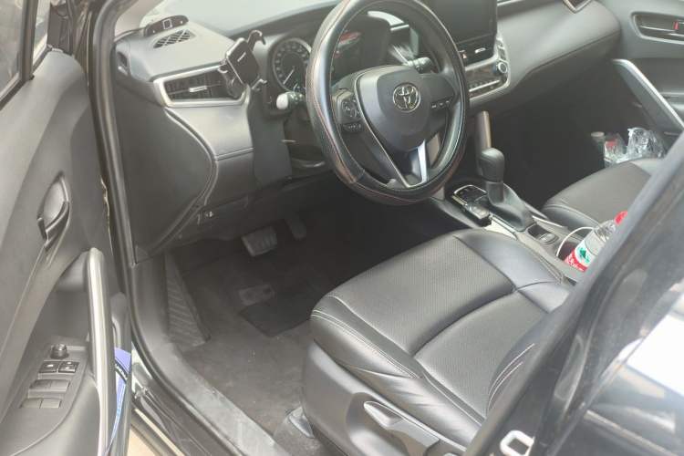 Used Toyota FRONTLANDER 2022 2.0L CVT Elite Edition Driver Seat
