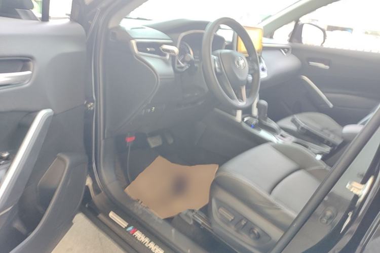 Used Toyota FRONTLANDER 2022 2.0L CVT Luxury Edition Driver Seat