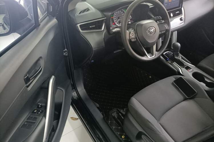 Used Toyota FRONTLANDER 2022 2.0L CVT Elite Edition Driver Seat