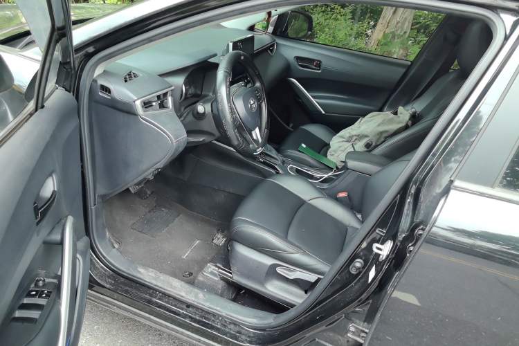 Used Toyota FRONTLANDER 2022 2.0L CVT Leading Edition Driver Seat