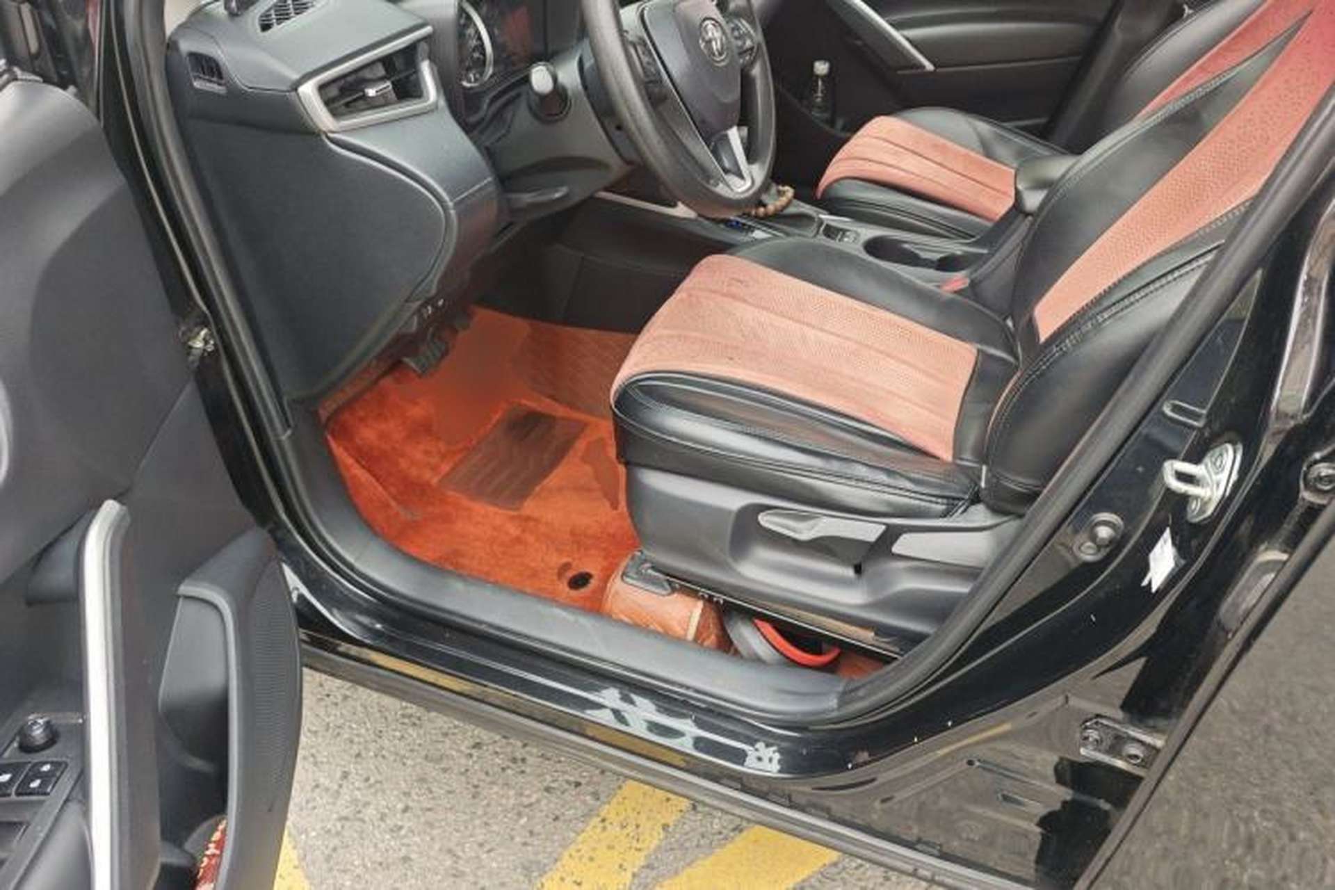 Used Toyota FRONTLANDER 2022 2.0L CVT Leading Edition Driver Seat