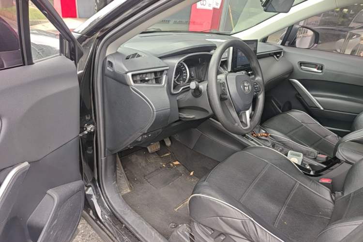 Used Toyota FRONTLANDER 2022 2.0L CVT Luxury Edition Driver Seat