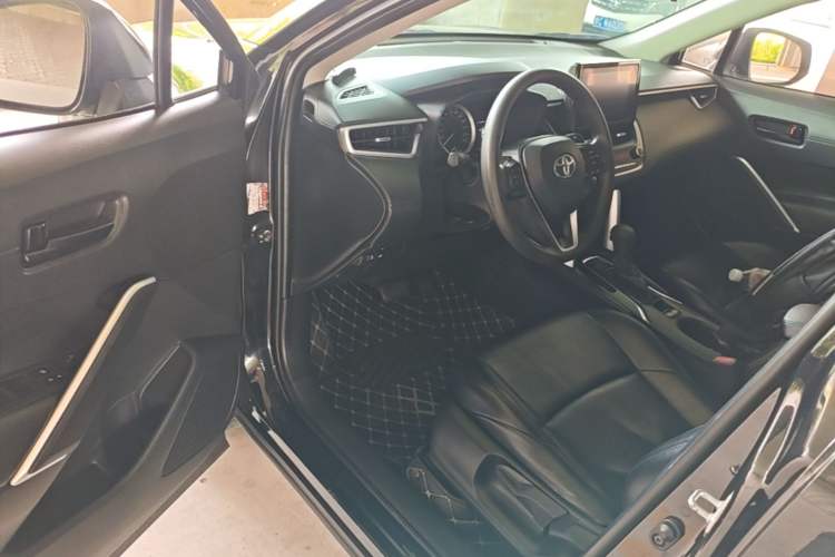 Used Toyota FRONTLANDER 2022 2.0L CVT Leading Edition Driver Seat