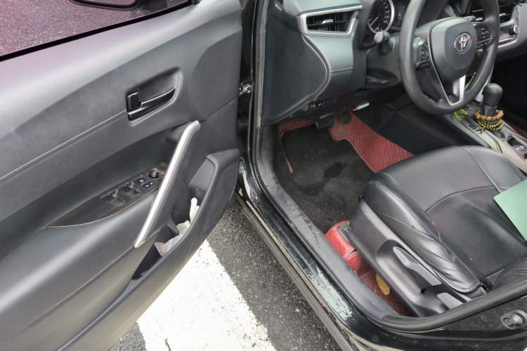 Used Toyota FRONTLANDER 2022 2.0L CVT Elite Edition Driver Seat