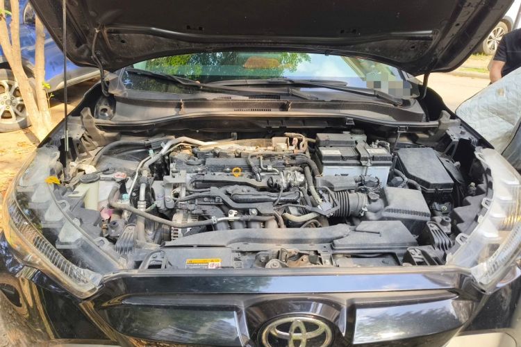 Used Toyota FRONTLANDER 2022 2.0L CVT Luxury PLUS Edition Engine Bay