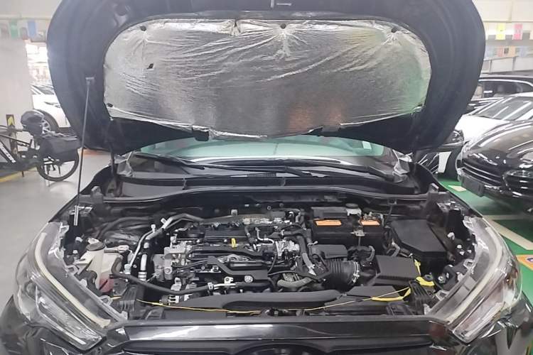 Used Toyota FRONTLANDER 2022 2.0L CVT Elite Edition Engine Bay