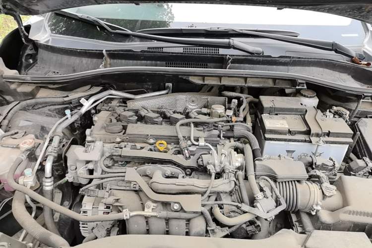 Used Toyota FRONTLANDER 2022 2.0L CVT Elite Edition Engine Bay