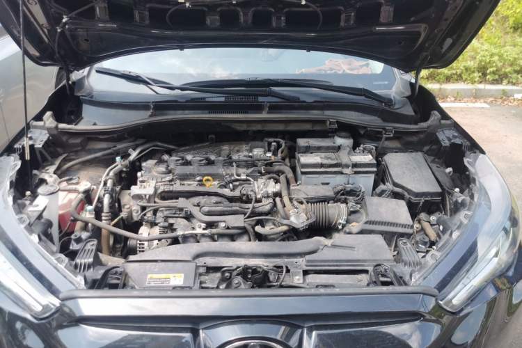 Used Toyota FRONTLANDER 2022 2.0L CVT Luxury Edition Engine Bay