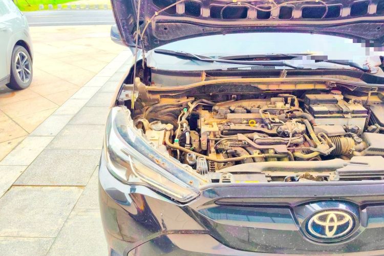Used Toyota FRONTLANDER 2022 2.0L CVT Elite Edition Engine Bay Right