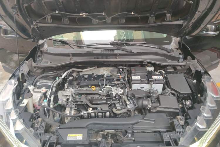 Used Toyota FRONTLANDER 2022 2.0L CVT Luxury Edition Engine Bay