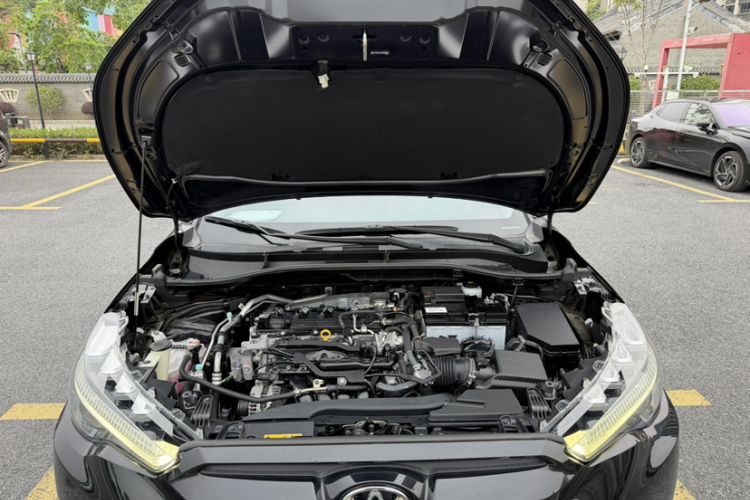 Used Toyota FRONTLANDER 2022 2.0L CVT Luxury PLUS Edition Engine Bay