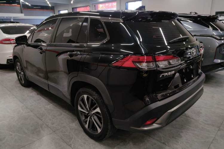 Used Toyota FRONTLANDER 2022 2.0L CVT Luxury PLUS Edition Exterior 2