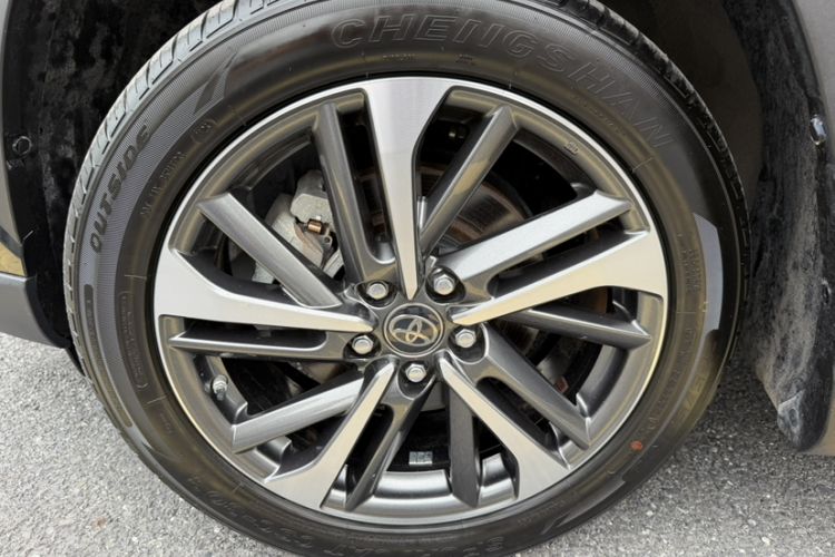Used Toyota FRONTLANDER 2022 2.0L CVT Luxury PLUS Edition Exterior 5