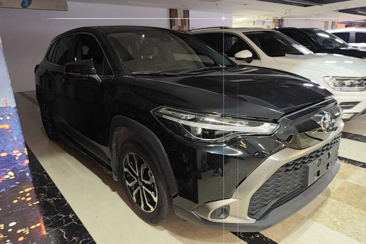 Used Toyota FRONTLANDER 2022 2.0L CVT Luxury Edition Front Right 45 Deg