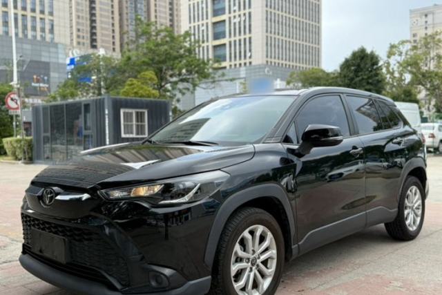 Toyota FRONTLANDER 2022 2.0L CVT Leading Edition d’occasion