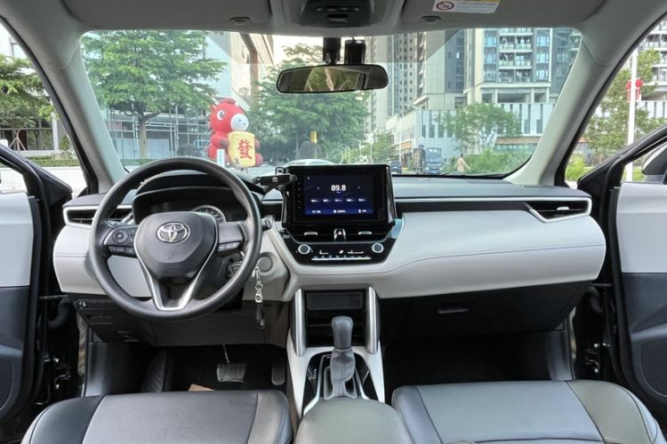 Used Toyota FRONTLANDER 2022 2.0L CVT Elite Edition Headliner