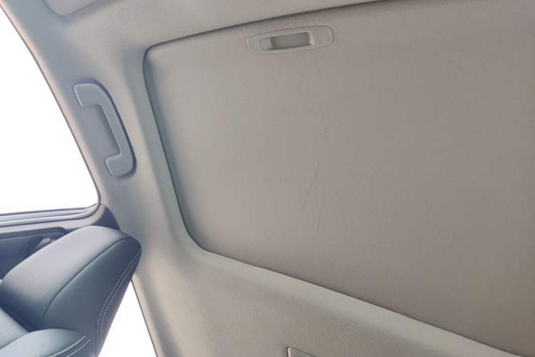 Used Toyota FRONTLANDER 2022 2.0L CVT Luxury Edition Headliner