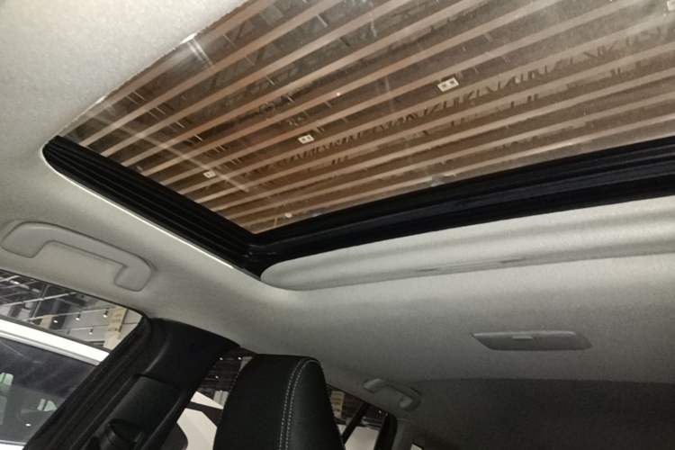 Used Toyota FRONTLANDER 2022 2.0L CVT Leading Edition Headliner