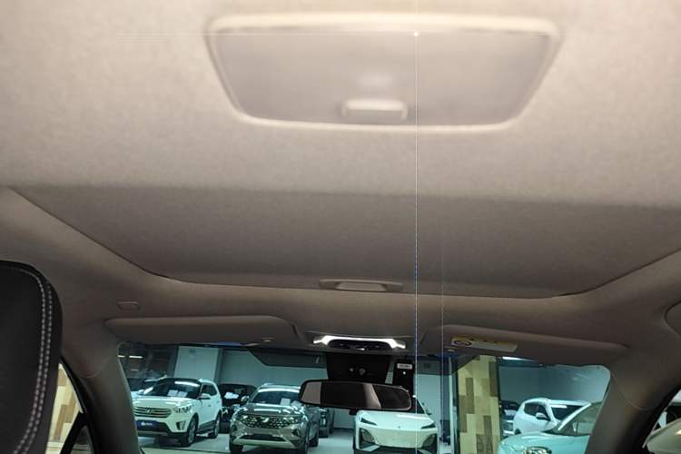Used Toyota FRONTLANDER 2022 2.0L CVT Luxury Edition Headliner