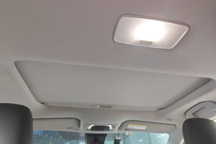 Used Toyota FRONTLANDER 2022 2.0L CVT Luxury PLUS Edition Headliner