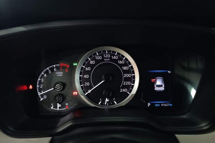 Used Toyota FRONTLANDER 2022 2.0L CVT Elite Edition Instrument Cluster