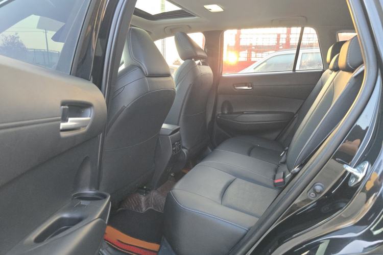 Used Toyota FRONTLANDER 2022 2.0L CVT Luxury Edition Interior 2