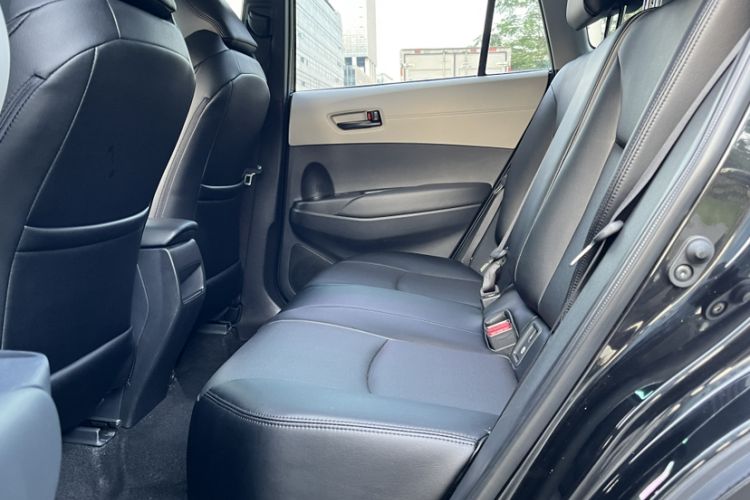 Used Toyota FRONTLANDER 2022 2.0L CVT Elite Edition Interior 3