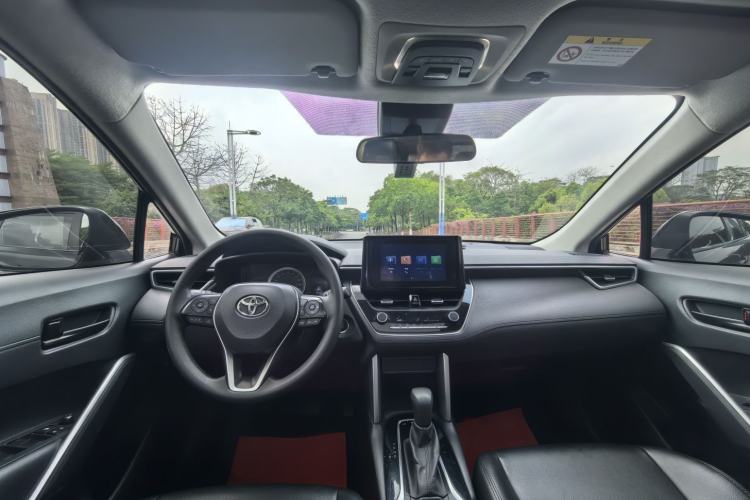 Used Toyota FRONTLANDER 2022 2.0L CVT Leading Edition Interior 3
