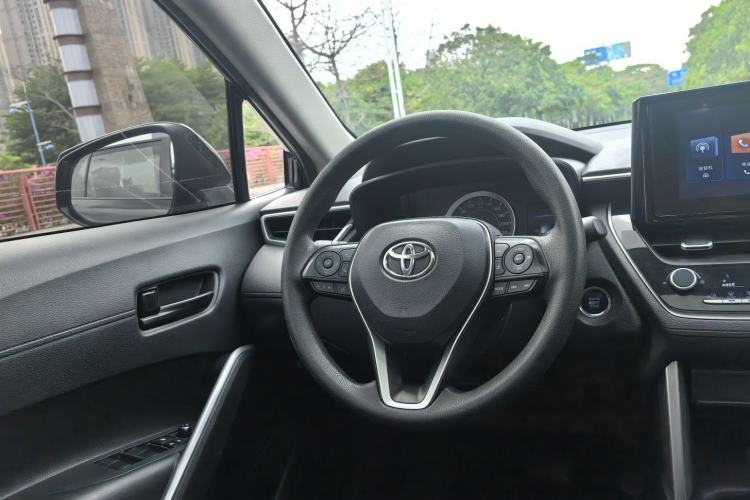 Used Toyota FRONTLANDER 2022 2.0L CVT Leading Edition Interior 4