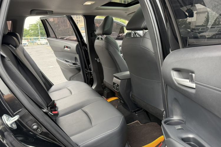Used Toyota FRONTLANDER 2022 2.0L CVT Luxury PLUS Edition Interior 4