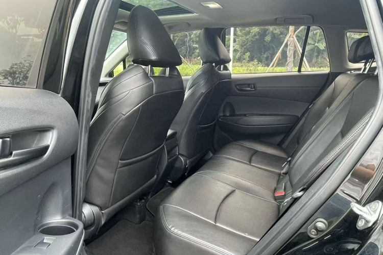 Used Toyota FRONTLANDER 2022 2.0L CVT Leading Edition Interior 5