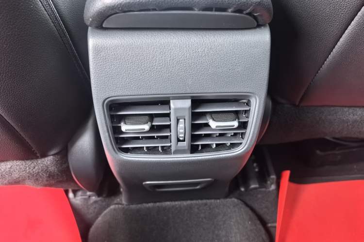 Used Toyota FRONTLANDER 2022 2.0L CVT Leading Edition Interior 6