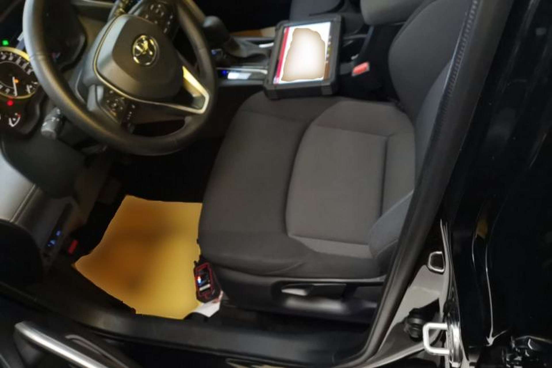 Used Toyota FRONTLANDER 2022 2.0L CVT Leading Edition Left Front Seat