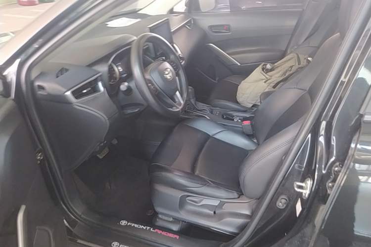 Used Toyota FRONTLANDER 2022 2.0L CVT Leading Edition Left Front Seat
