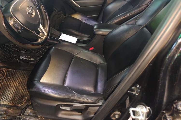 Used Toyota FRONTLANDER 2022 2.0L CVT Leading Edition Left Front Seat