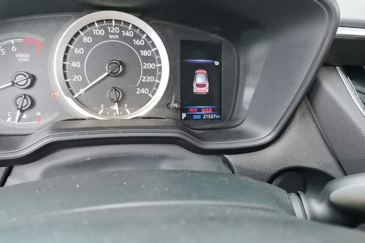 Used Toyota FRONTLANDER 2022 2.0L CVT Elite Edition Odometer Close Up