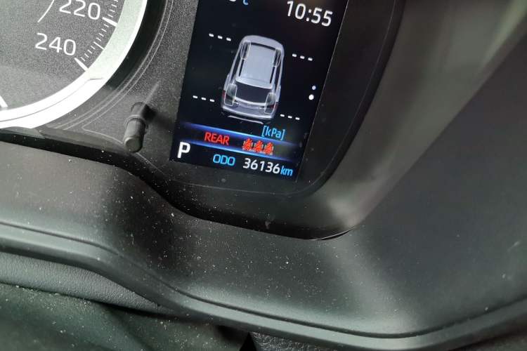 Used Toyota FRONTLANDER 2022 2.0L CVT Leading Edition Odometer Close Up