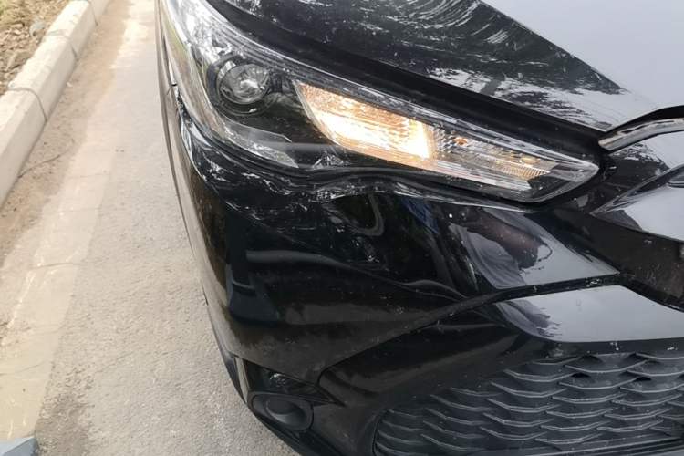Used Toyota FRONTLANDER 2022 2.0L CVT Elite Edition Right Front Headlight