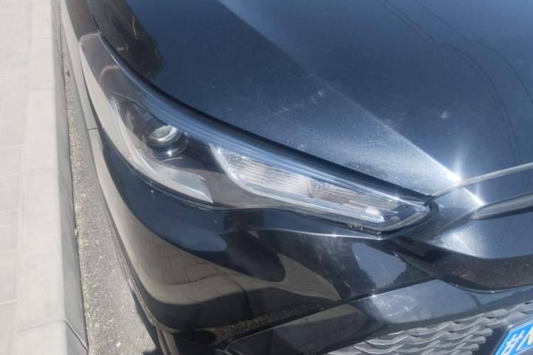 Used Toyota FRONTLANDER 2022 2.0L CVT Elite Edition Right Front Headlight