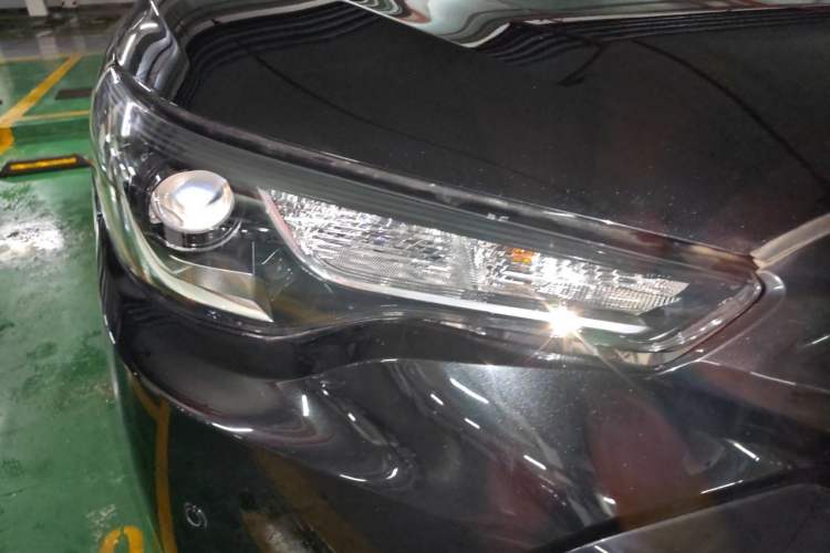 Used Toyota FRONTLANDER 2022 2.0L CVT Elite Edition Right Front Headlight