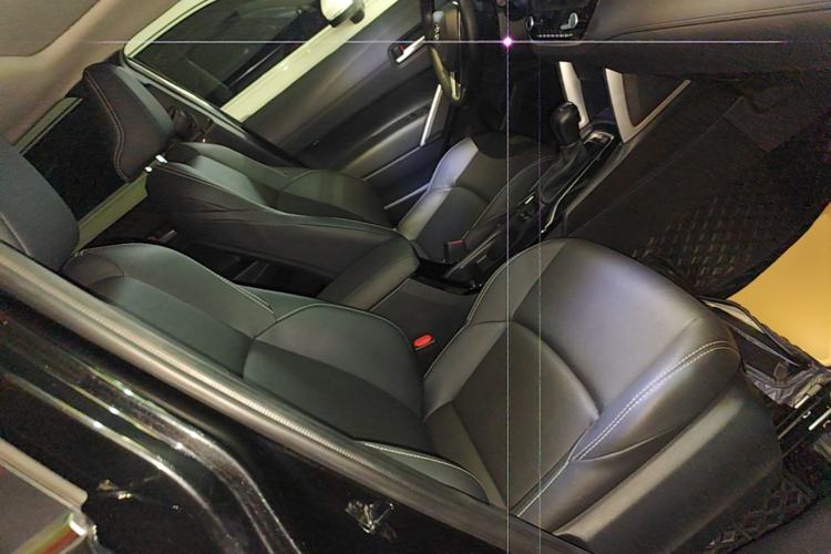 Used Toyota FRONTLANDER 2022 2.0L CVT Luxury Edition Right Front Seat