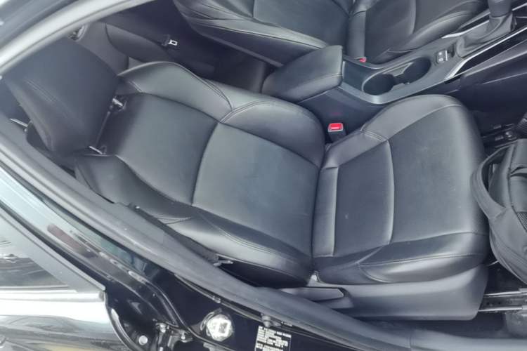 Used Toyota FRONTLANDER 2022 2.0L CVT Leading Edition Right Front Seat