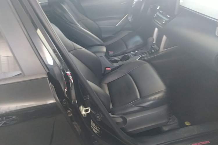 Used Toyota FRONTLANDER 2022 2.0L CVT Leading Edition Right Front Seat