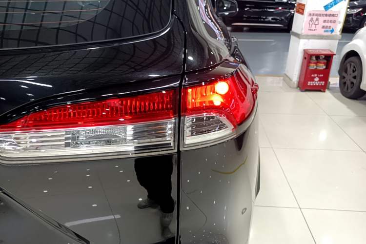 Used Toyota FRONTLANDER 2022 2.0L CVT Elite Edition Right Rear Taillight