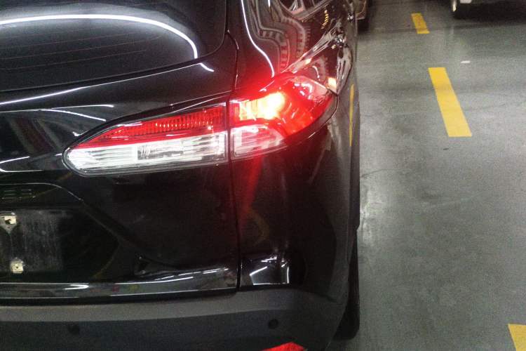 Used Toyota FRONTLANDER 2022 2.0L CVT Elite Edition Right Rear Taillight