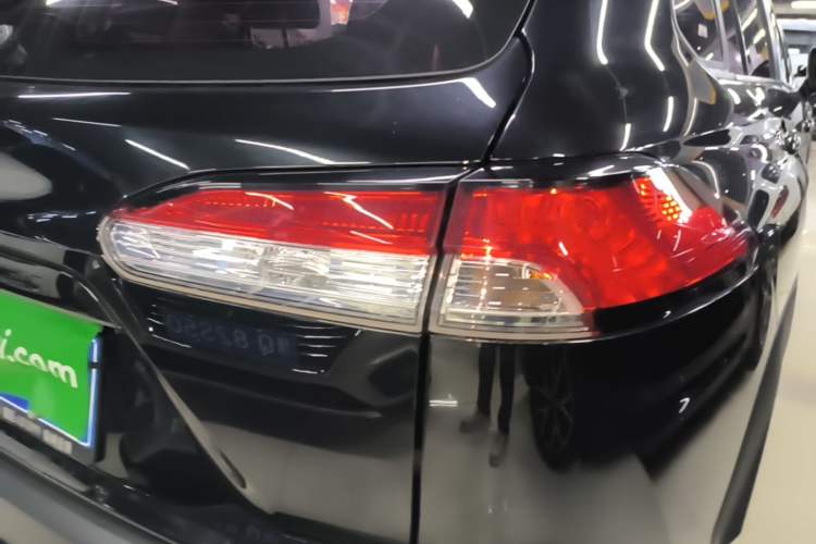 Used Toyota FRONTLANDER 2022 2.0L CVT Elite Edition Right Rear Taillight